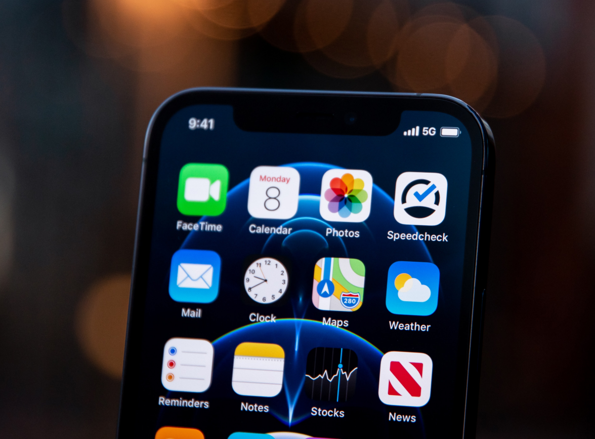 平陆苹果手机维修分享为什么 iPhone 12 在冬季会自动关机 