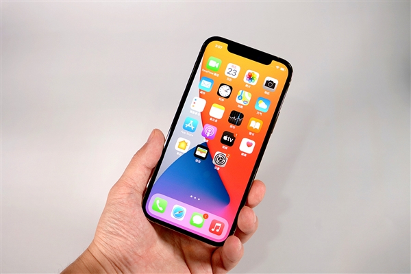 平陆苹果手机维修分享iOS 14.2修订版已到，专属iPhone 12系列 