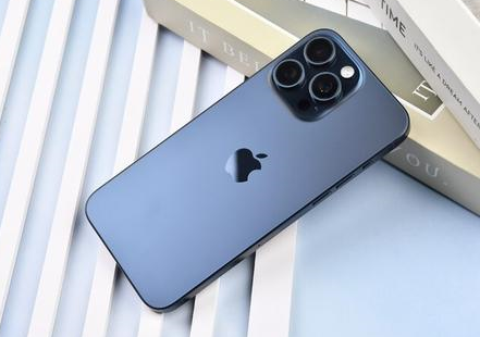 平陆苹果维修点分享iPhone 15 Pro Max屏幕更换全新实操风险 